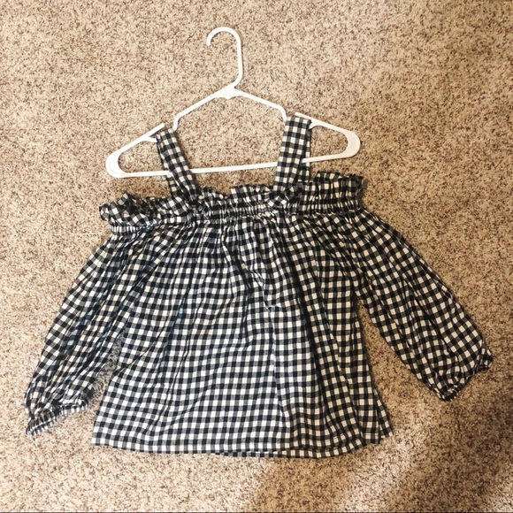 Caro back and white shirt - Picture 4 of 4